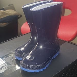Rain boots